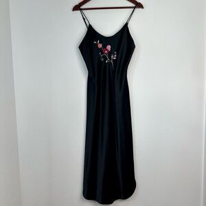 Vintage 90’s Black Satin Floral Embroidered Midi Slip Dress Womens Medium Fairy